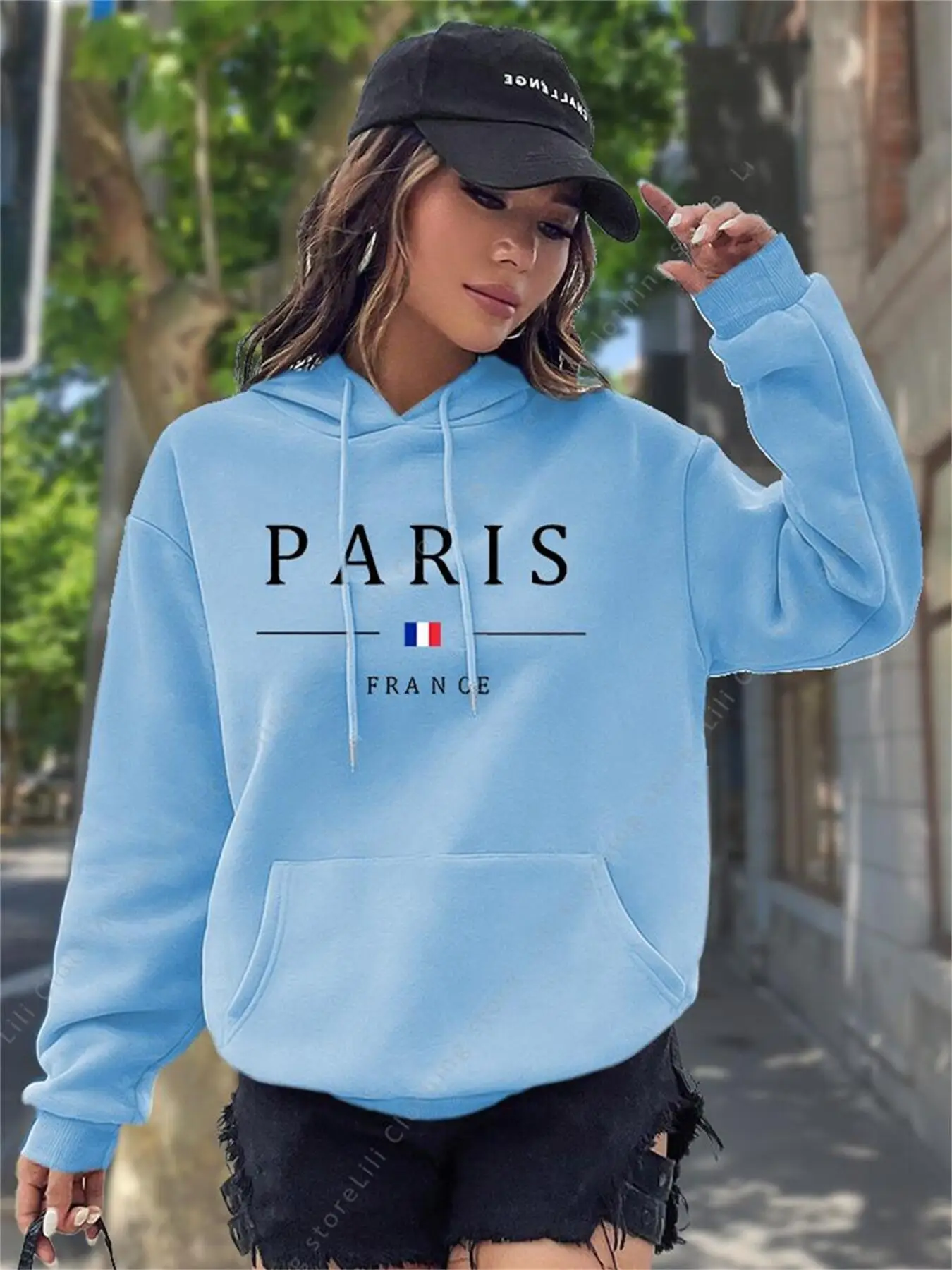 Sweat à capuche graphique PARI - Winter Clothing Drawing avis et prix